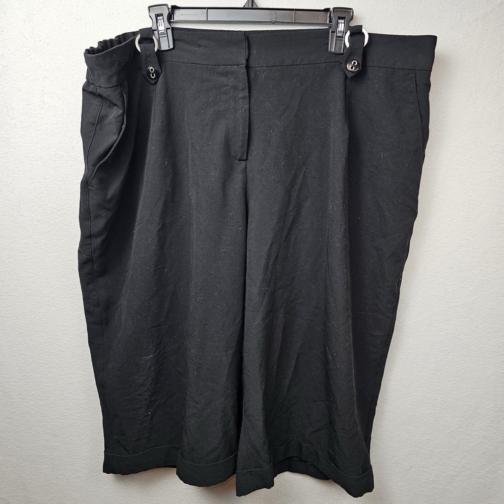 Larry Levine Shorts Woman's Size 24W Black Dress Shorts
